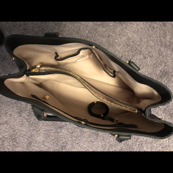 Tory Burch - Picture 4 of 6